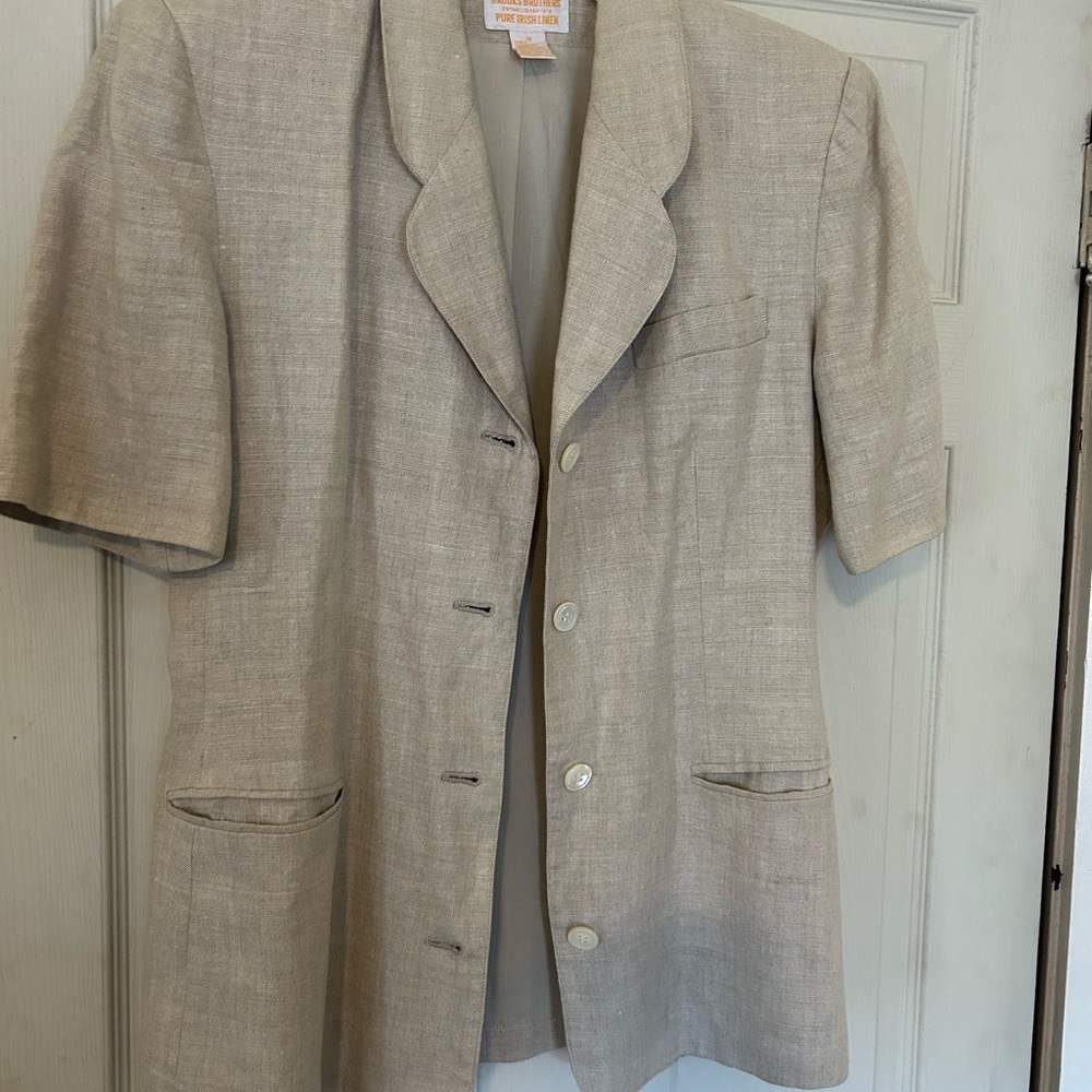 Beige button up blazer - Picture 2 of 5
